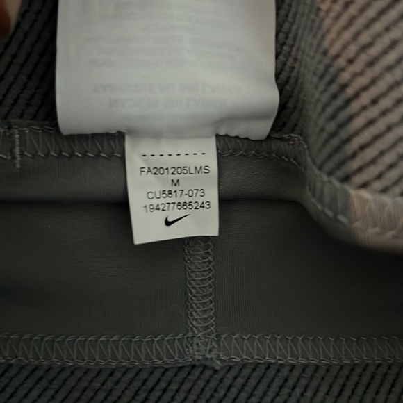 Nike Pro Shorts - Picture 4 of 7